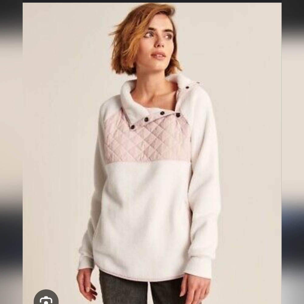ABERCROMBIE & FITCH Women’s Asymmetrical Snap Fleece Jacket Quilted SM Oversized